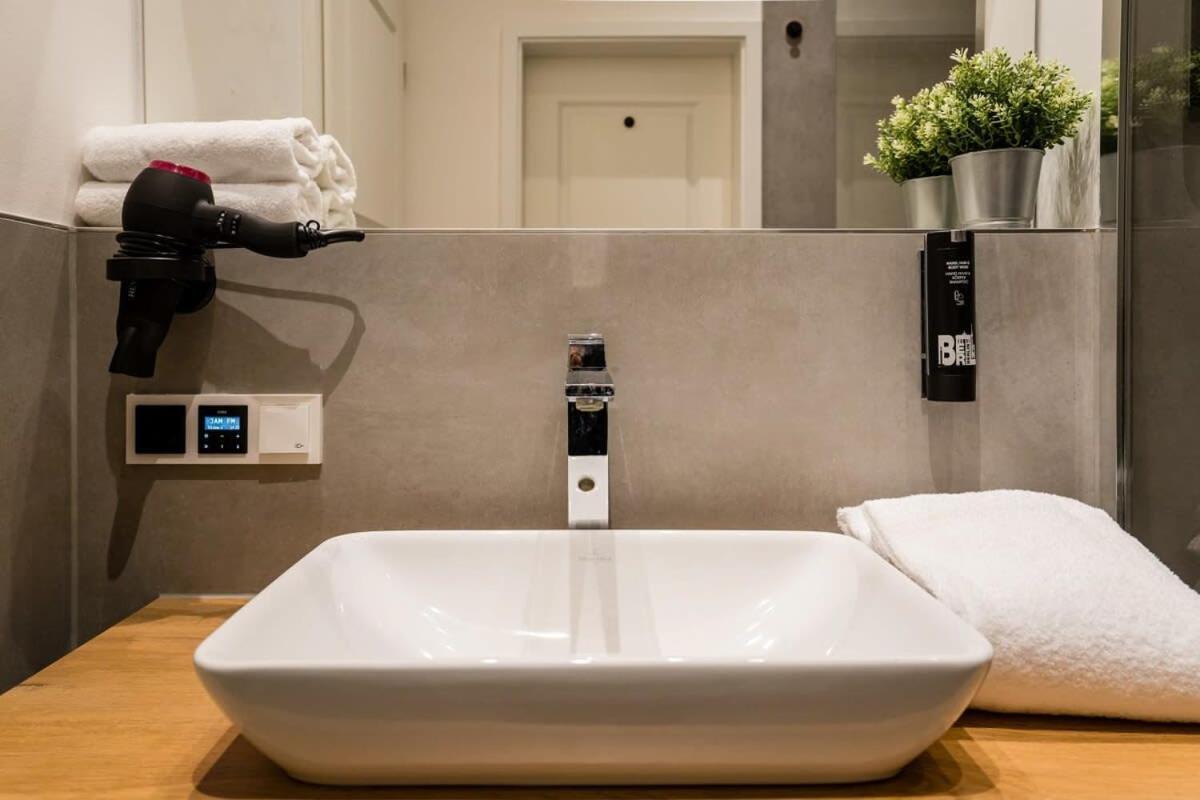 Apartment At Rosenthaler Platz ベルリン エクステリア 写真