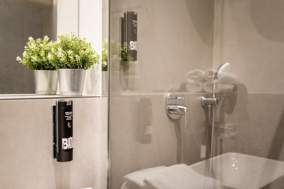 Apartment At Rosenthaler Platz ベルリン エクステリア 写真