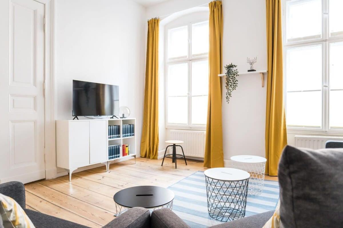 Apartment At Rosenthaler Platz ベルリン エクステリア 写真